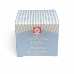 First Aid Beauty Hydrating Dewy Gel Cream - Blue and White